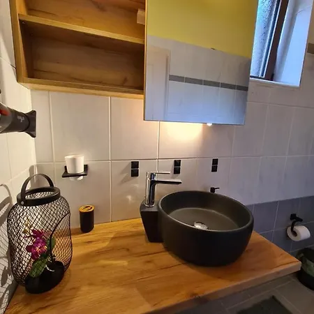 Holiday home Leopolis Stone House *