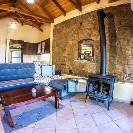 Tatil Evi Leopolis Stone House Neokhorion (Messenia)